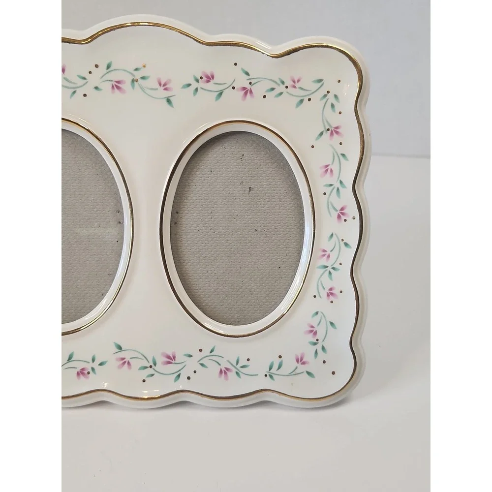 Vtg 1990s Porcelain Double Oval Picture Frame Scalloped Ceramic Floral 6x7